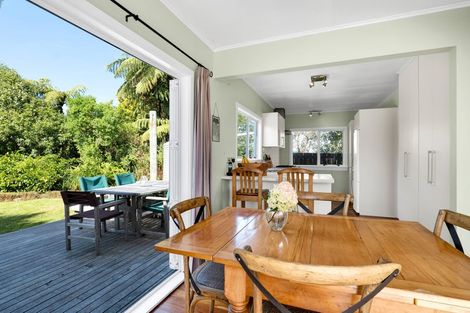 Photo of property in 40 Turakina Street, Merrilands, New Plymouth, 4312