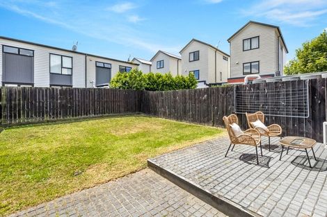 Photo of property in 7/6 Onekiritea Road, Hobsonville, Auckland, 0616