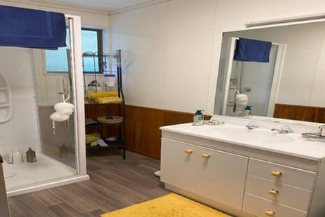 Photo of property in 66 Fyvie Avenue, Tawa, Wellington, 5028