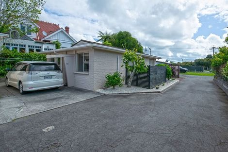 Photo of property in 65 Victoria Road, New Plymouth, 4310