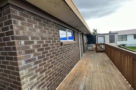 Photo of property in 4/13 Seabrook Avenue, New Lynn, Auckland, 0600
