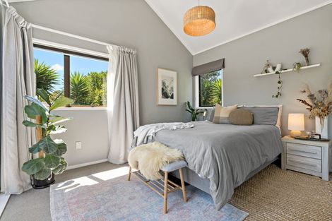 Photo of property in 2/29a Rangatira Road, Birkdale, Auckland, 0626