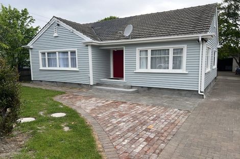 Photo of property in 19 Aorangi Road, Bryndwr, Christchurch, 8053