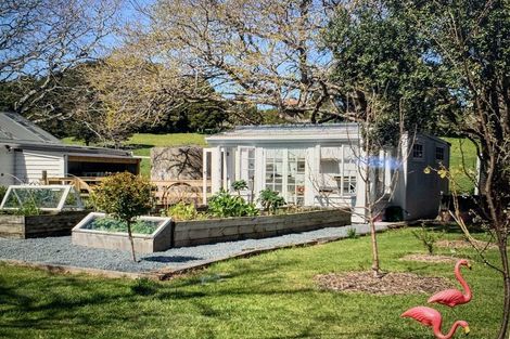 Photo of property in 63 Kaipara Flats Road, Warkworth, 0981