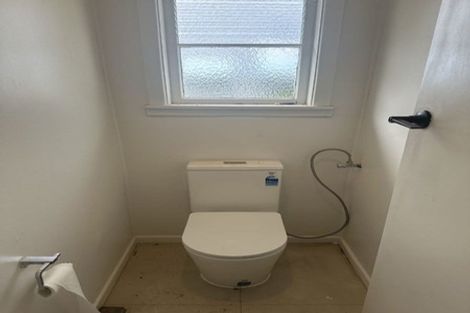 Photo of property in 479 Waitakere Road, Taupaki, Henderson, 0782