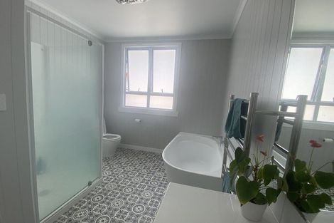 Photo of property in 17a Central Avenue, Avenues, Whangarei, 0110