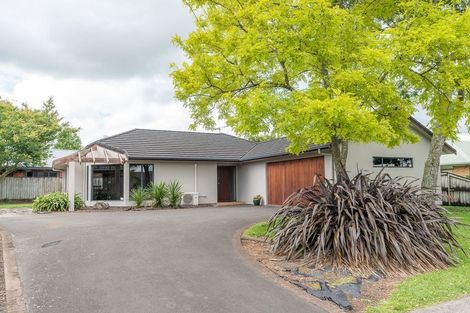 Photo of property in 15 Fendalton Drive, Rototuna, Hamilton, 3210