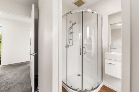 Photo of property in 16 Warhorse Gate, Halswell, Christchurch, 8025