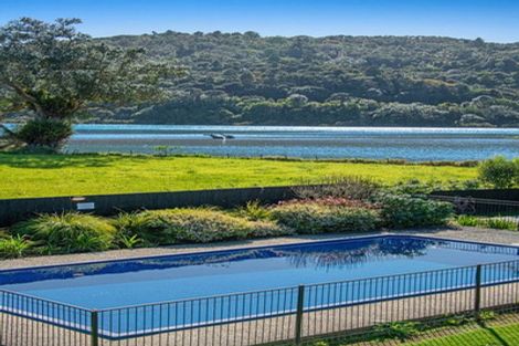 Photo of property in 2b/25 Weranui Road, Waiwera, Orewa, 0994