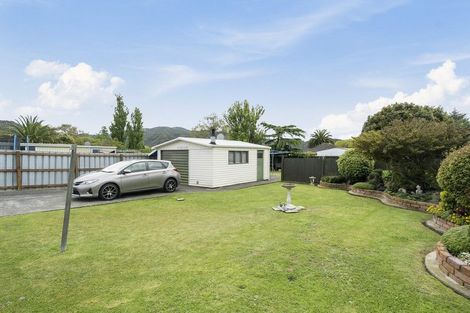 Photo of property in 140 Wainuiomata Road, Wainuiomata, Lower Hutt, 5014
