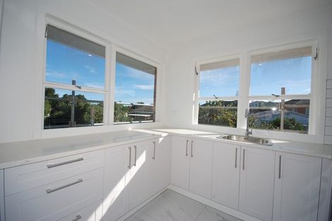 Photo of property in 2/5 Laburnum Road, New Windsor, Auckland, 0600