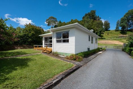 Photo of property in 13 Kahu Street, Ohura, 3926