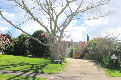 Photo of property in 118 Everitt Crescent, Whangamata, 3620