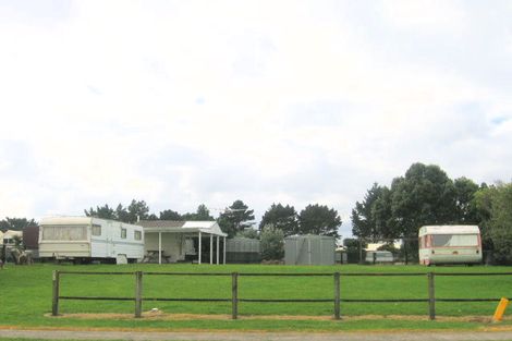 Photo of property in 654 Matarangi Drive, Matarangi, Whitianga, 3592