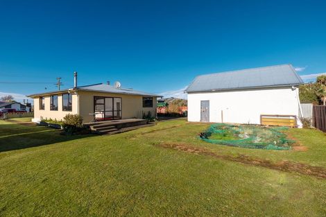Photo of property in 15 Victoria Street, Waimate, 7924