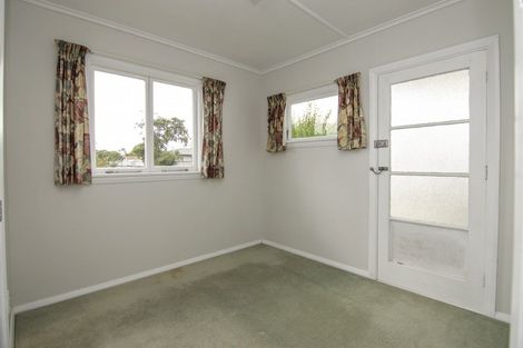 Photo of property in 8 Ronberg Street, Highbury, Palmerston North, 4412