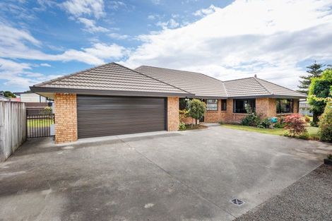 Photo of property in 31 Charles Cross Street, Longburn, Palmerston North, 4412