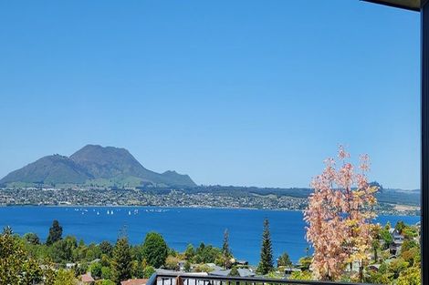 Photo of property in 17a Silich Street, Acacia Bay, Taupo, 3330