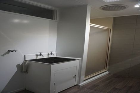 Photo of property in 10 Clendon Court, Roslyn, Palmerston North, 4414