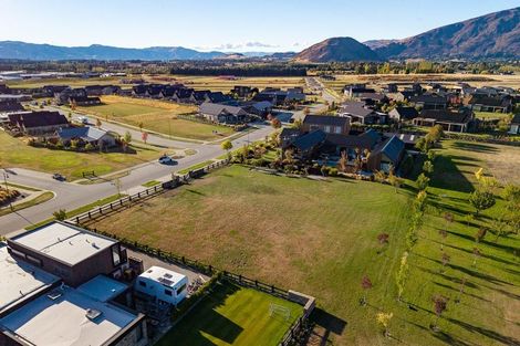 Photo of property in 12 Deans Drive, Wanaka, 9305
