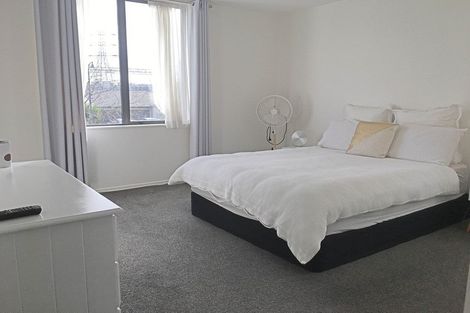 Photo of property in 29 Popokatea Drive, Takanini, 2112