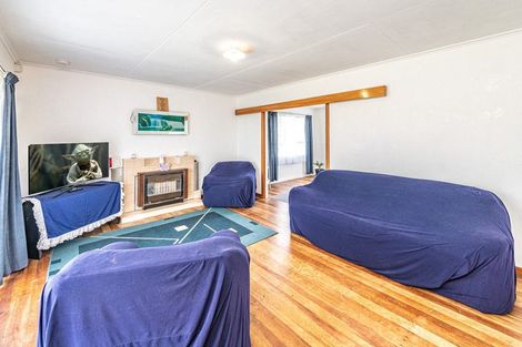 Photo of property in 15 Cornfoot Street, Castlecliff, Whanganui, 4501