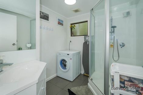Photo of property in 14 Eugen Place, Bayview, Auckland, 0629