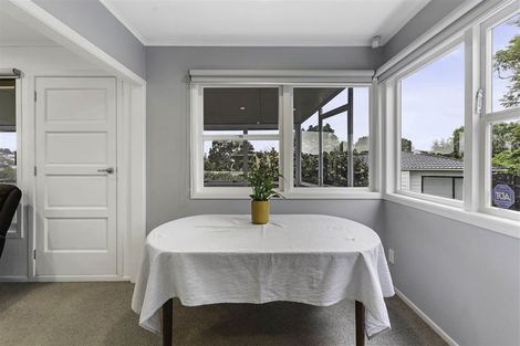 Photo of property in 1/38 Weldene Avenue, Glenfield, Auckland, 0629