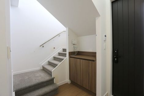 Photo of property in 13a King Richard Place, Browns Bay, Auckland, 0630