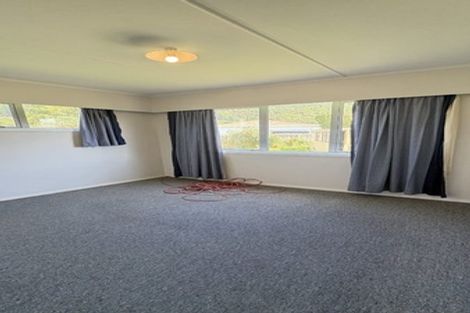 Photo of property in 257 Wellington Road, Wainuiomata, Lower Hutt, 5014