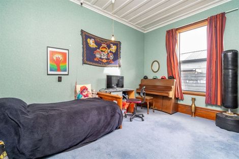 Photo of property in 102 Johnson Street, Milton, 9220