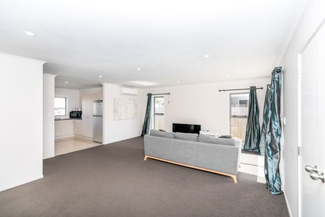 Photo of property in 42 Tupelo Street, Pukete, Hamilton, 3200