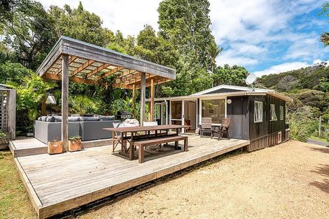 Photo of property in 21 Frank Street, Oneroa, Waiheke Island, 1081