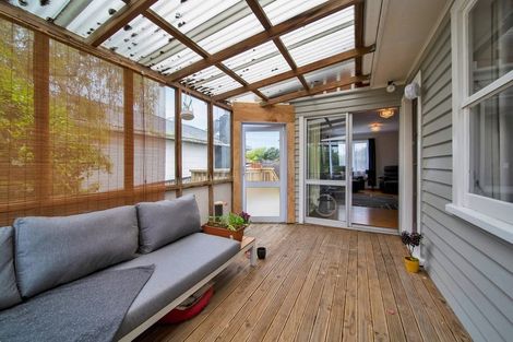 Photo of property in 162 Seaview Road, Westown, New Plymouth, 4310