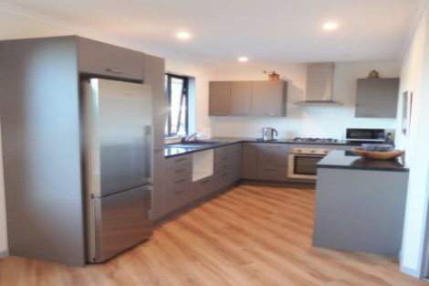 Photo of property in 45 Saint Lawrence Street, Toi Toi, Nelson, 7010