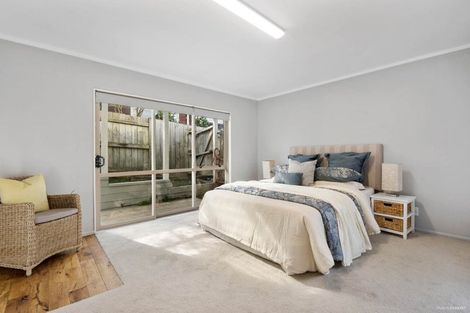 Photo of property in 20a Corunna Road, Milford, Auckland, 0620