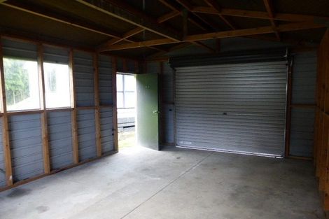 Photo of property in 28 Hookway Grove, Paraparaumu, 5032