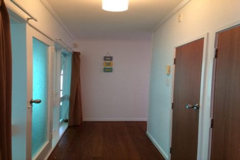 Photo of property in 89 Gossamer Drive, Pakuranga Heights, Auckland, 2010