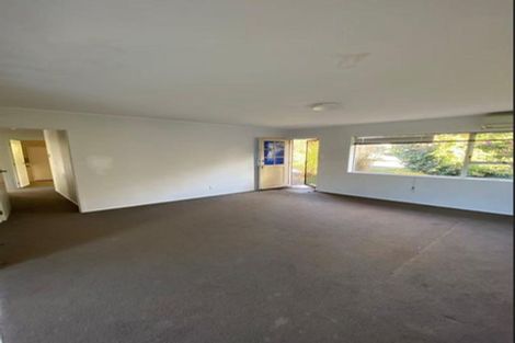 Photo of property in 2/31 Matuhi Rise, Henderson, Auckland, 0612