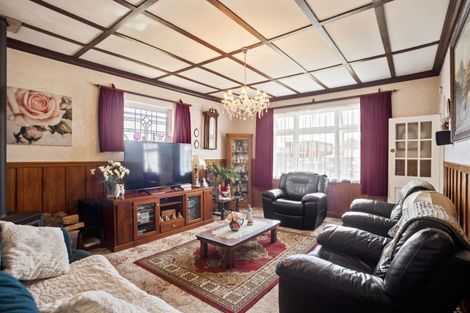 Photo of property in 44 Stafford Street, Waitara, 4320