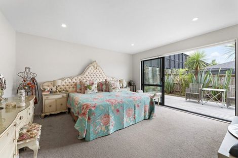 Photo of property in 13 Ahorangi Road, Silverdale, 0932