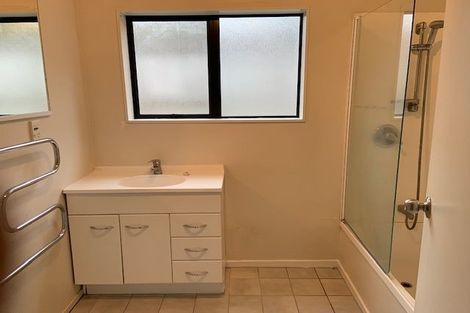 Photo of property in 26 Blueridge Close, Sunnyvale, Auckland, 0612