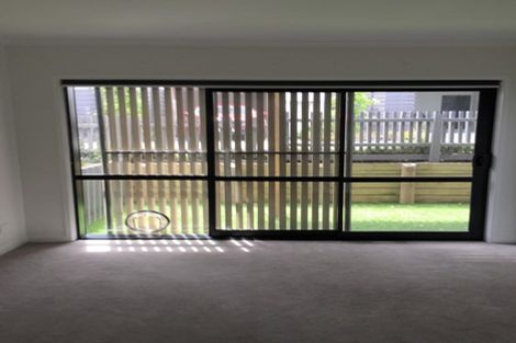 Photo of property in 4 Pheasant Lane, Hobsonville, Auckland, 0616
