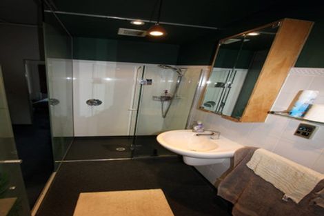 Photo of property in Qba Apartments, 4t/51 Webb Street, Mount Cook, Wellington, 6011