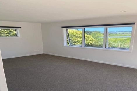 Photo of property in 35 Kowhai Street, Helensville, 0800