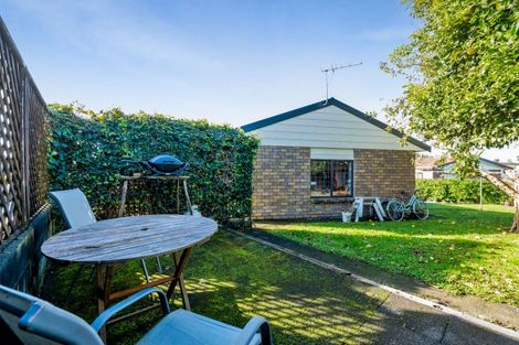 Photo of property in 24 Poplar Grove, Whalers Gate, New Plymouth, 4310