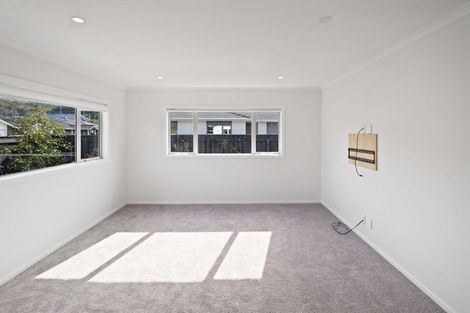 Photo of property in 4 Martha Turnell Crescent, Manor Park, Lower Hutt, 5019