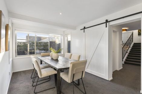 Photo of property in 14 The Anchorage, Sunnyhills, Auckland, 2010