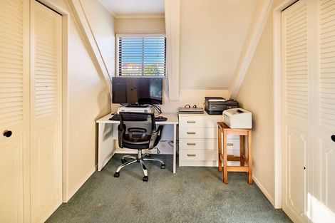 Photo of property in 6 Cleat Street, Whitby, Porirua, 5024