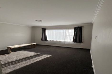 Photo of property in 19 Oswald Crescent, Paparangi, Wellington, 6037